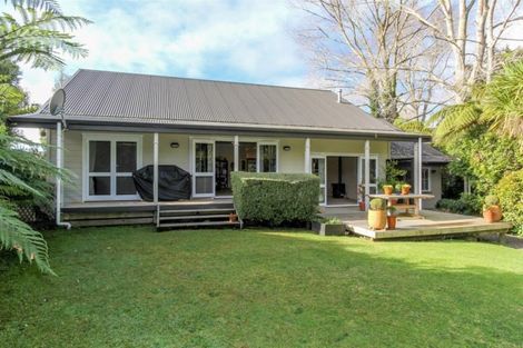 Photo of property in 52a Poplar Grove, Whalers Gate, New Plymouth, 4310