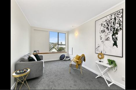 Photo of property in Hobson Court Flats, 27/70 Hobson Street, Thorndon, Wellington, 6011