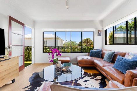 Photo of property in 8/29 Sentinel Road, Herne Bay, Auckland, 1011