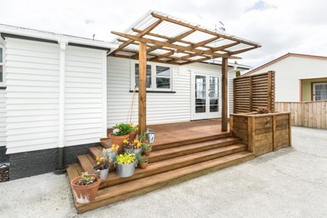 Photo of property in 34 Taylor Avenue, Feilding, 4702