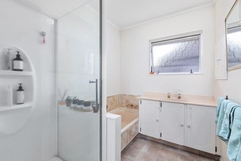 Photo of property in 76b Bellevue Road, Brookfield, Tauranga, 3110