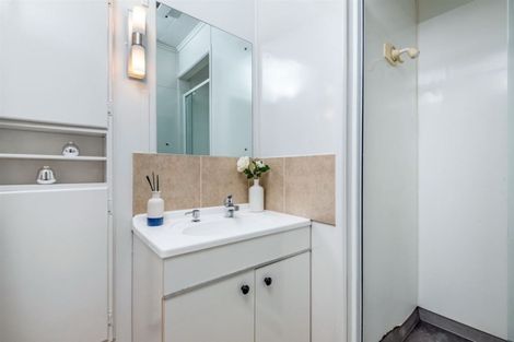 Photo of property in 2/126 Stredwick Drive, Torbay, Auckland, 0630