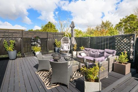 Photo of property in 76 Alexandra Street, Marton, 4710