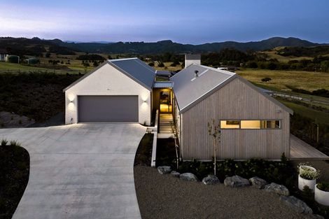 Photo of property in 6 Moya Drive, Matakana, 0985