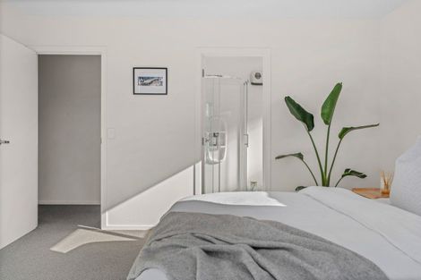 Photo of property in 29 Marbleleaf Lane, Albert Town, Wanaka, 9305