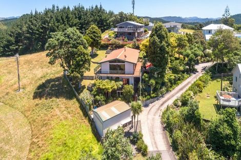 Photo of property in 444 Onemana Drive, Onemana, Whangamata, 3691