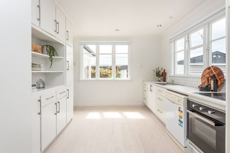 Photo of property in 98 Tedder Avenue, North New Brighton, Christchurch, 8083