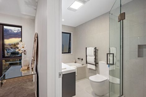 Photo of property in 13d Dominion Street, Takapuna, Auckland, 0622