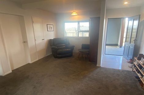 Photo of property in 115 Queens Road, Waikanae Beach, Waikanae, 5036