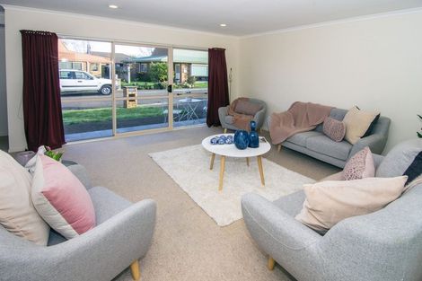Photo of property in Holdsworth Villas, 62/2 William Donald Drive, Solway, Masterton, 5810