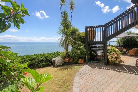 Photo of property in 16a Crispe Road, Clarks Beach, 2122