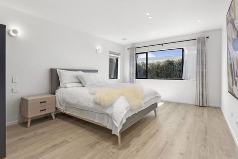 Photo of property in 9a Wolsley Avenue, Milford, Auckland, 0620