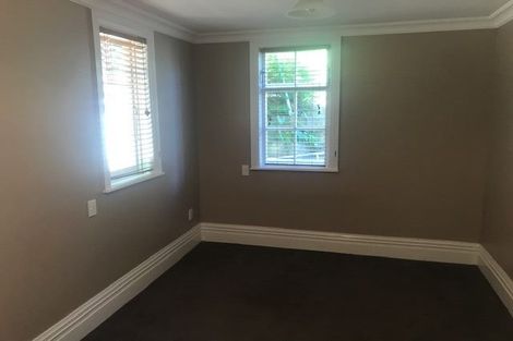 Photo of property in 27 Tawa Terrace, Tawa, Wellington, 5028