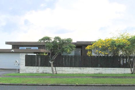 Photo of property in 55 Waller Avenue, Bucklands Beach, Auckland, 2012