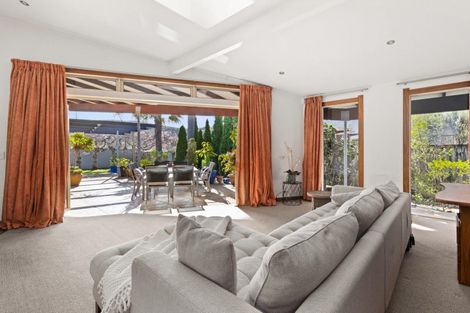 Photo of property in 207 Avenue Road, Greenmeadows, Napier, 4112