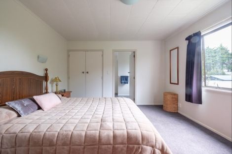 Photo of property in 6 Helyer Street, Ormond, Gisborne, 4071