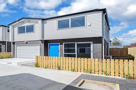 Photo of property in 9c Edgerton Road, Te Atatu Peninsula, Auckland, 0610