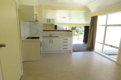 Photo of property in 2 Ahiriri Avenue, Avondale, Auckland, 0600