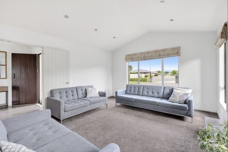 Photo of property in 65 Oaklands Drive, Cambridge, 3434