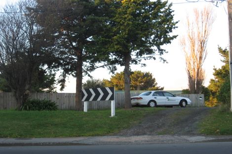 Photo of property in 75 Raumati Road, Raumati Beach, Paraparaumu, 5032