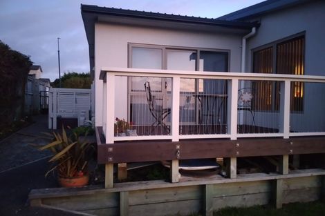 Photo of property in 1 Greenstone Place, Aotea, Porirua, 5024