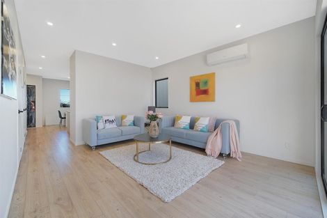 Photo of property in 175 Grove Road, Papakura, 2110