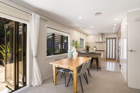 Photo of property in 16a Huapai Street, Onehunga, Auckland, 1061