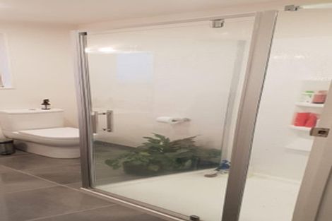 Photo of property in 2/97 Royal Park Drive, Parklands, Christchurch, 8083