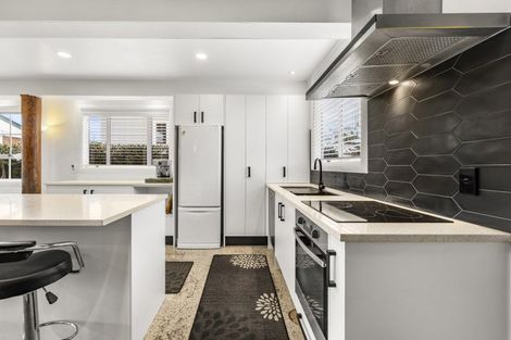 Photo of property in 30b Taipari Avenue, Raglan, 3225