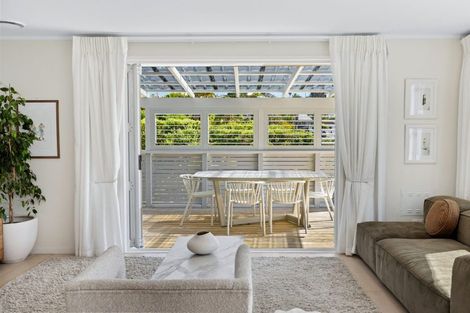 Photo of property in 32 Swann Beach Road, Stanmore Bay, Whangaparaoa, 0932