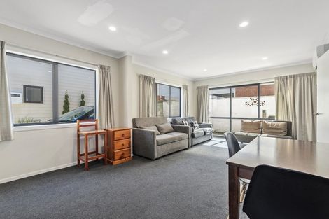 Photo of property in 2/12 Short Street, Claudelands, Hamilton, 3214