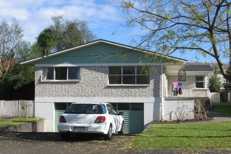Photo of property in 17 Banbury Crescent, Fairfield, Hamilton, 3214