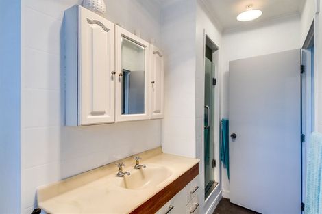 Photo of property in 208 Caroline Place, Mayfair, Hastings, 4122