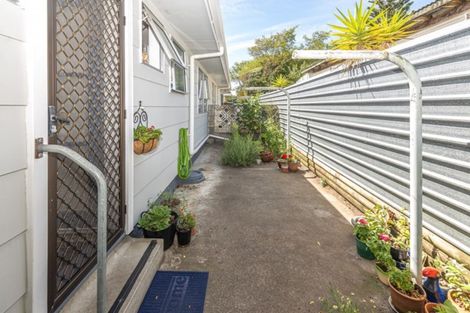 Photo of property in 2/234 Heads Road, Gonville, Whanganui, 4501