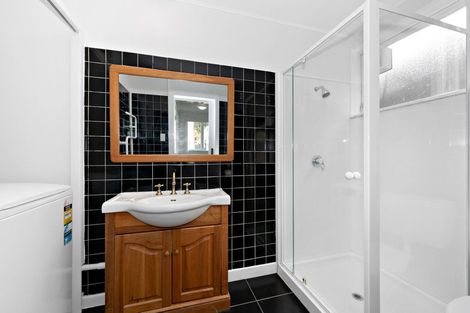 Photo of property in Westgate Flats, 12/36 Queen Street, Mount Victoria, Wellington, 6011