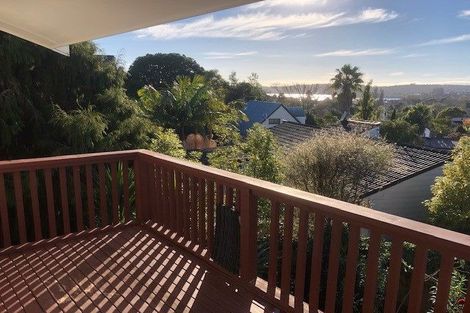 Photo of property in 1/35 Polkinghorne Drive, Manly, Whangaparaoa, 0930