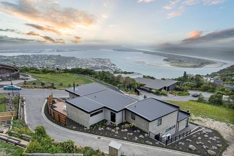 Photo of property in 5 Loader Lane, Clifton, Christchurch, 8081