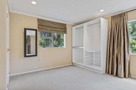 Photo of property in 8a Williams Terrace, Fitzherbert, Palmerston North, 4410
