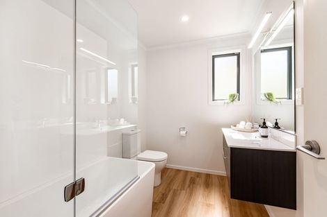 Photo of property in 7 Holystone Road, Whitby, Porirua, 5024