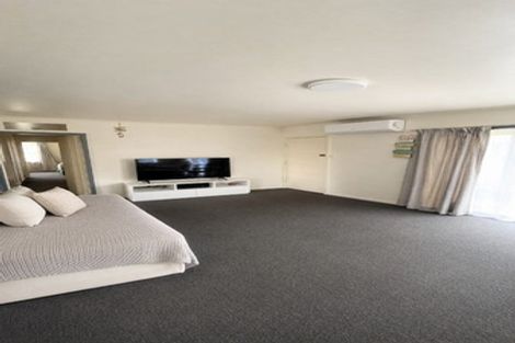 Photo of property in 21 Northolt Road, Fairview Downs, Hamilton, 3214