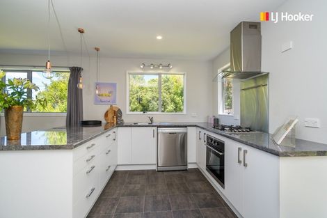 Photo of property in 40 Centennial Avenue, Helensburgh, Dunedin, 9010