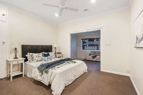 Photo of property in 19 Clevedon Road, Papakura, 2110