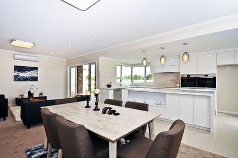 Photo of property in 15 Porima Way, Chedworth, Hamilton, 3210