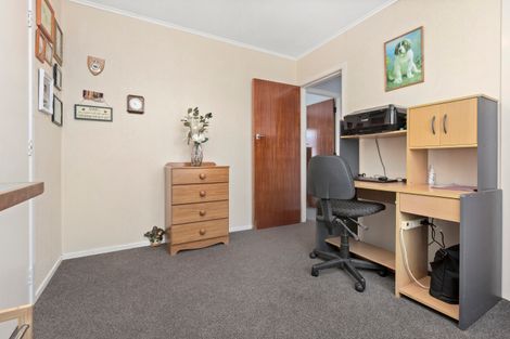 Photo of property in 19 Cecil Street, St Andrews, Hamilton, 3200