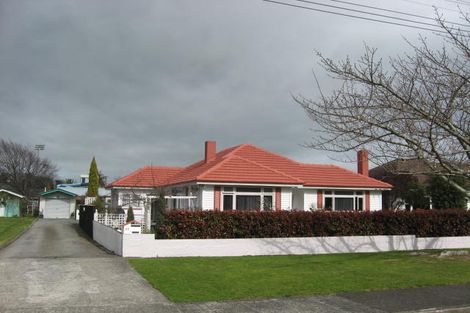 Photo of property in 27 Stanley Street, Levin, 5510