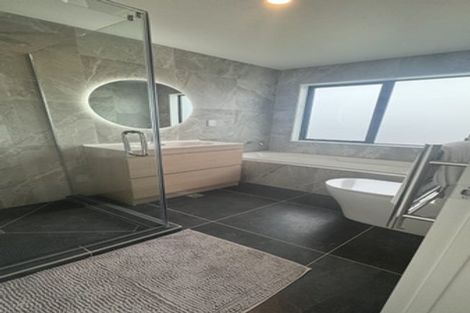 Photo of property in 10 Monstedt Terrace, Windsor Park, Auckland, 0632