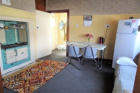 Photo of property in 8 Warburton Street, Karoro, Greymouth, 7805