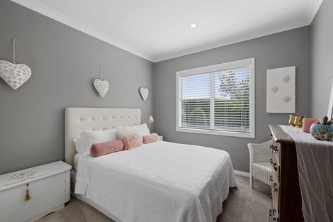 Photo of property in 18 Wills Road, Bell Block, New Plymouth, 4312