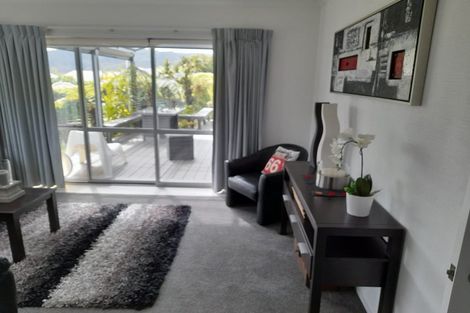 Photo of property in 20 Roseberry Place, Whitianga, 3510