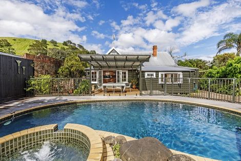 Photo of property in 64 Church Street, Devonport, Auckland, 0624